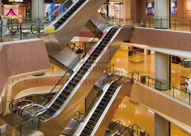 FUJI Vvvf Control جودة فائقة السلاسة تشغيل 35 درجة مركز تسوق السلالم المتحركة